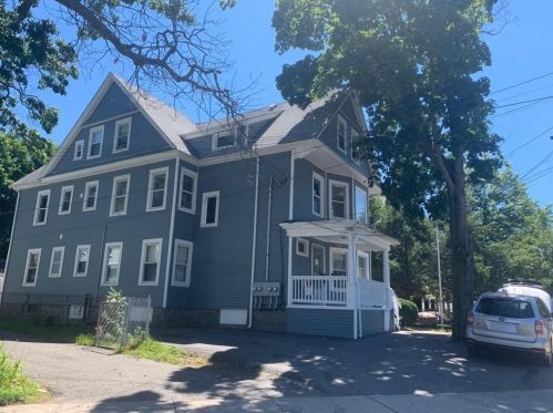 103 Broadway, Methuen MA 01844-3875 exterior