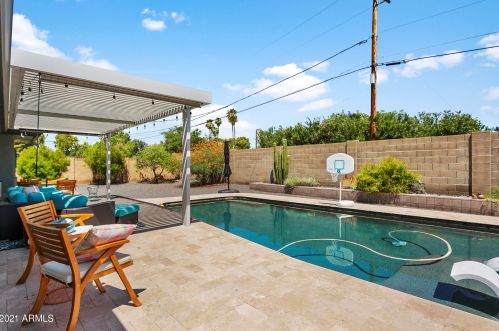 1936 Bethany Home Rd, Phoenix AZ 85015-2442 exterior