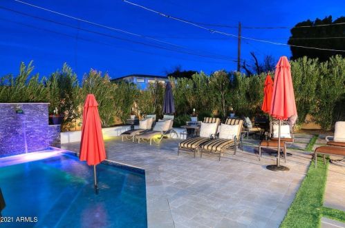 4535 39 St, Phoenix AZ 85008-3018 exterior