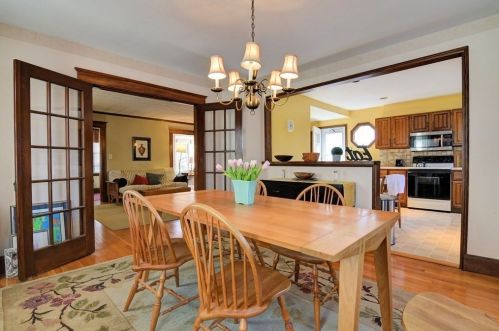 132 Elm Ave, Quincy MA 02170-2939 exterior