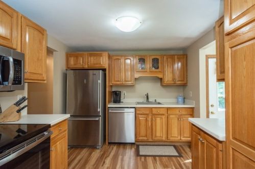 24 Ted Ln, Southborough MA 01772-2027 exterior