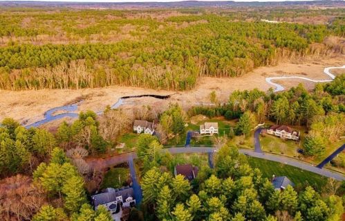 27 Stop Riv Rd, Norfolk MA 02056-1171 exterior