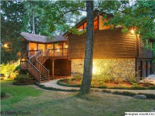 2227 Fox Glen Cir, Birmingham, AL 35216-2438