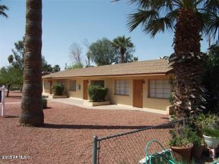 2532 49th St, Phoenix, AZ 85008-2559