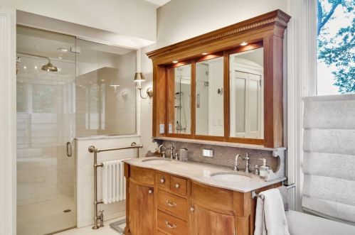 25 Hunnewell Ave, Newton MA 02458-2216 exterior