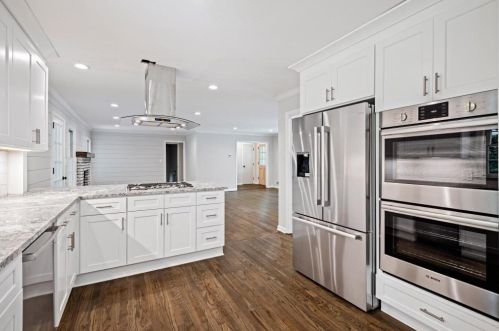 4831 Cambridge Dr, Atlanta GA  30338-5005 exterior