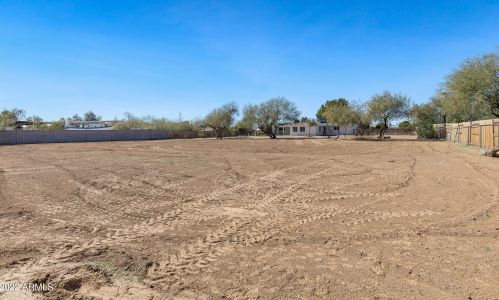 16801 43rd St, Phoenix AZ 85032-3319 exterior