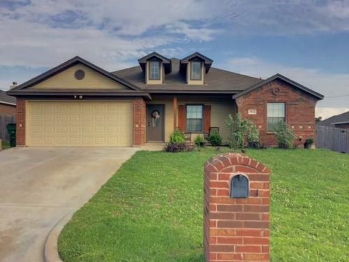 1512 Jacqueline Ln, Graham, TX 76450-4806