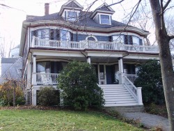 6 Merton St, Newton, MA 02458-2222