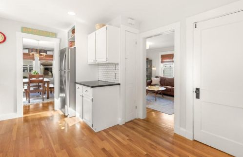 34 Winthrop St, Milton MA 02186-1546 exterior