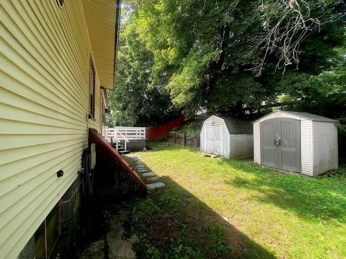 390 Bridle Path, Worcester MA  01604-1353 exterior