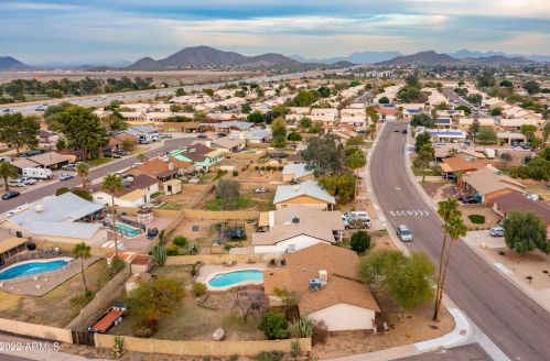 414 Behrend Dr, Phoenix AZ 85050-3992 exterior