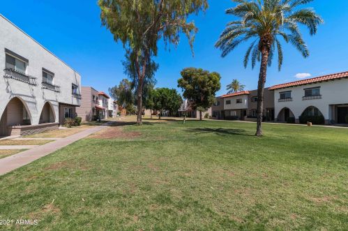 3815 28 St, Phoenix AZ 85008-4740 exterior