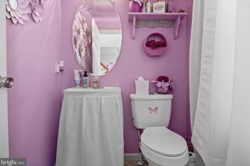 36 English Ivy Dr, Erial NJ  08081-5713 exterior