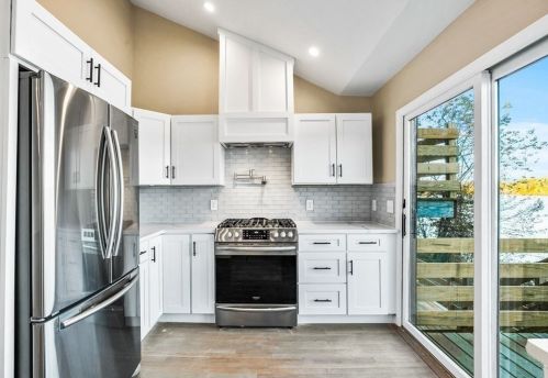 1337 Bay St, Taunton MA 02780-2521 exterior