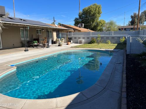 2113 Amelia Ave, Phoenix AZ 85037-2408 exterior