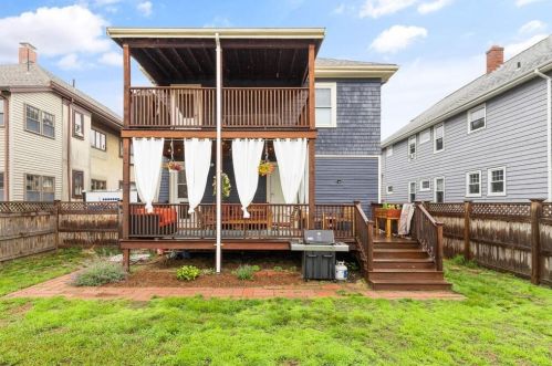 39 Sherborn St, Arlington MA 02474-2309 exterior