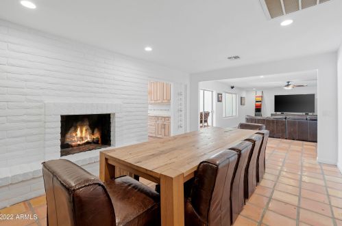 4637 Cholla St, Phoenix AZ 85029-3800 exterior