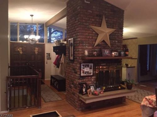 79 Kraft Pl, Skyline Lakes NJ  07456-1831 exterior