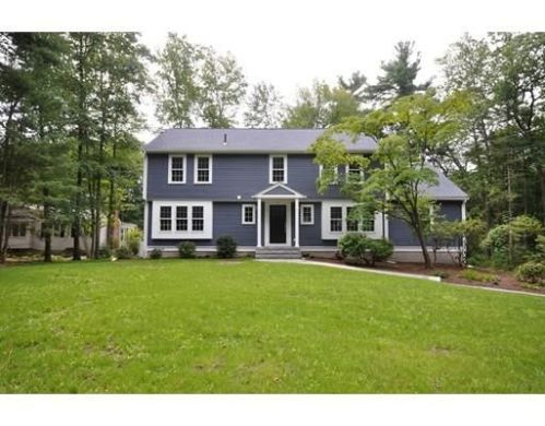 10 Woodchester Dr, Acton, MA 01720-2058