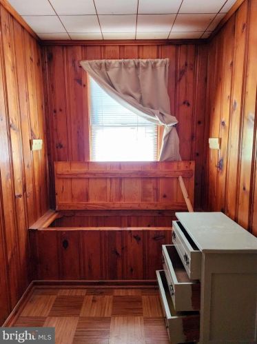 325 Billings Ave, West Deptford NJ 08066-1157 exterior