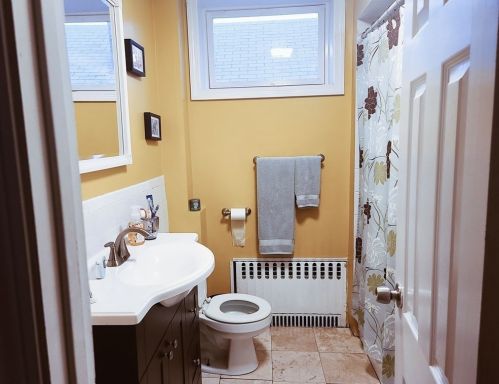 145 Armour St, New Bedford MA 02740-2405 exterior