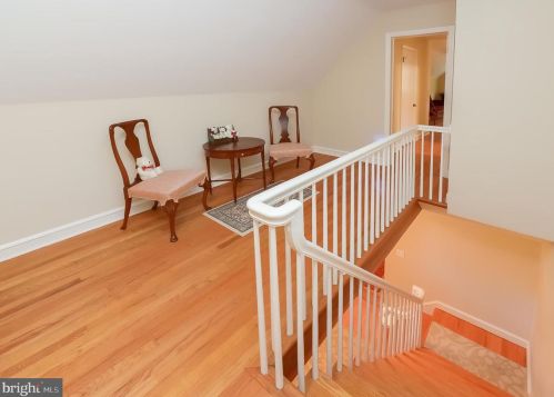 645 Kings Hwy, West Deptford NJ 08096-3129 exterior