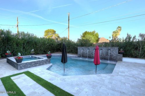 4535 39 St, Phoenix AZ 85008-3018 exterior