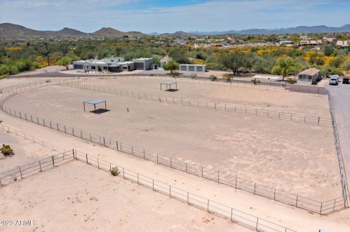 39068 15th Ave, Phoenix AZ 85086-7226 exterior