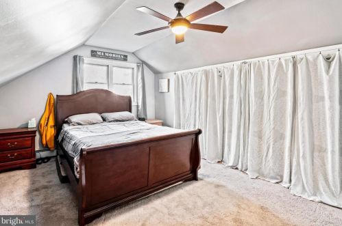 23 Watkins Ave, West Deptford NJ  08096-1235 exterior