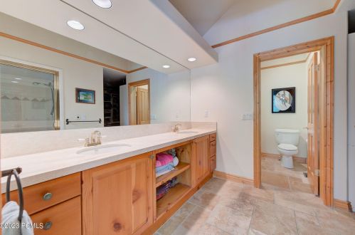 7794 Pinebrook Rd, Park City UT 84098-5348 exterior