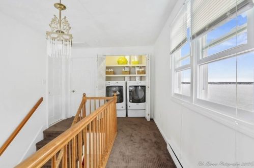 230 Wilson Rd, Nahant MA 01908-1058 exterior