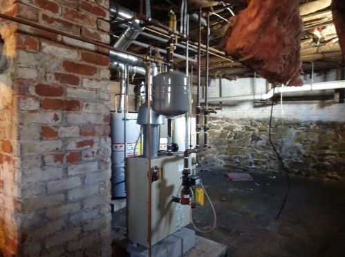 17 Upsala St, Worcester MA 01610-2027 exterior