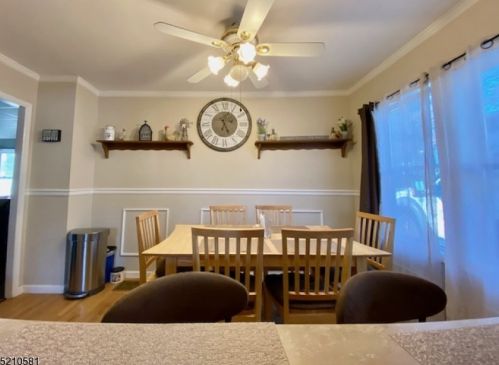 27 Voorhis Pl, Skyline Lakes NJ  07456-2234 exterior