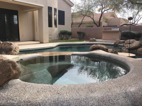 22432 48th St, Phoenix AZ  85054-6192 exterior