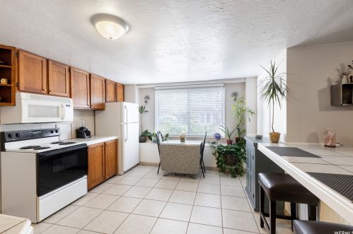 125 Countryside Cir, Park City UT 84098-6163 exterior