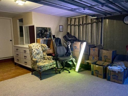 1345 Earle Ct, Conyers GA exterior