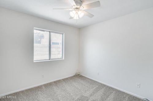 2021 Bluefield Ave, Phoenix AZ 85032-8817 exterior