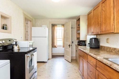 625 Essex Ave, Gloucester, MA 01930-2024