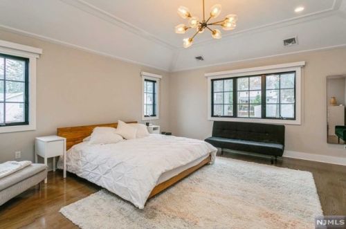 158 Magnolia Ave, Tenafly NJ  07670-1828 exterior