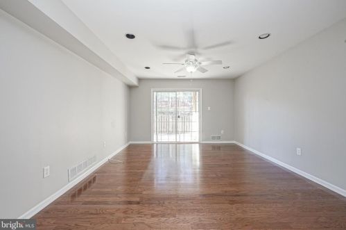 1382 Tristram Cir, West Deptford NJ  08051-2261 exterior