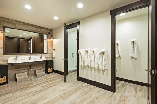 216 White Pne Cyn Rd, Park City UT 84060-6514 exterior