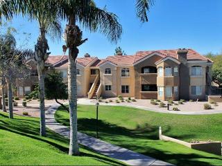 5102 Piedmont Rd, Phoenix AZ  85044-8610 exterior