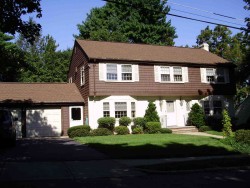 119 Wendell Rd, Newton, MA 02459-2946