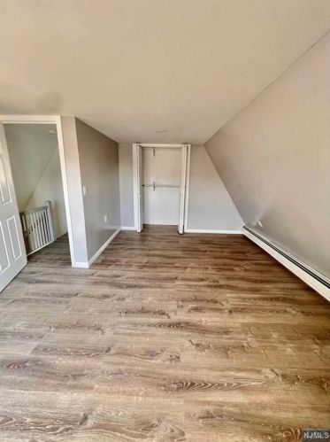 9 Grove St, Kearny NJ  07032-2114 exterior