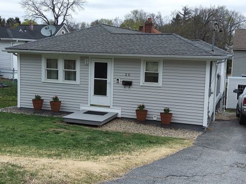 20 Doris St, Worcester MA 01606-1308 exterior