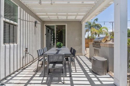 3404 25th St, Phoenix AZ  85016-7408 exterior