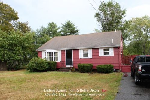 459 Quincy St, Brockton, MA 02302-1944