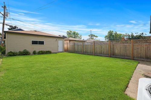 3709 Oak Park Ave, Forest View IL 60402-3902 exterior