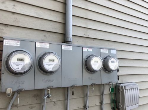 137 Eastern Ave, Worcester MA 01605-2813 exterior